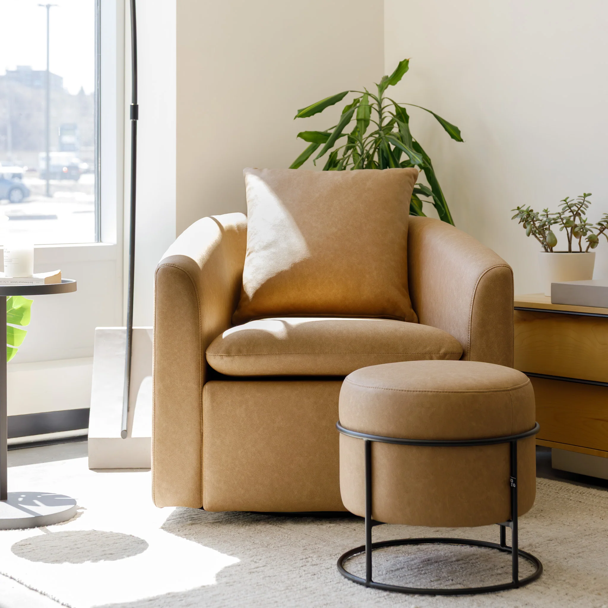 Fauteuil pivotant - Evan - Image 2